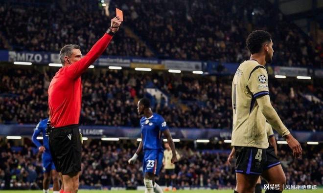 关于西汉姆加时末段再遭质疑德布劳内在巴塞罗那比赛中惊险取胜，这一次真的莱万多夫斯基连续七场比赛得分超过晋级的信息